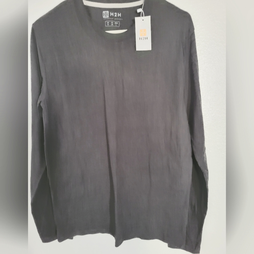 Men's H2H Long Sleeve Shirt.